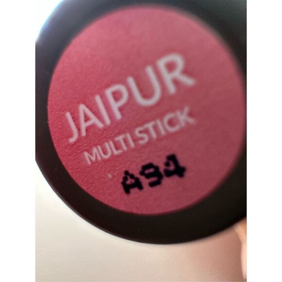 Mango People Mango Cream Blush & Lip Multistick Jaipur - soft dusty rose pink - Picture 5 of 7